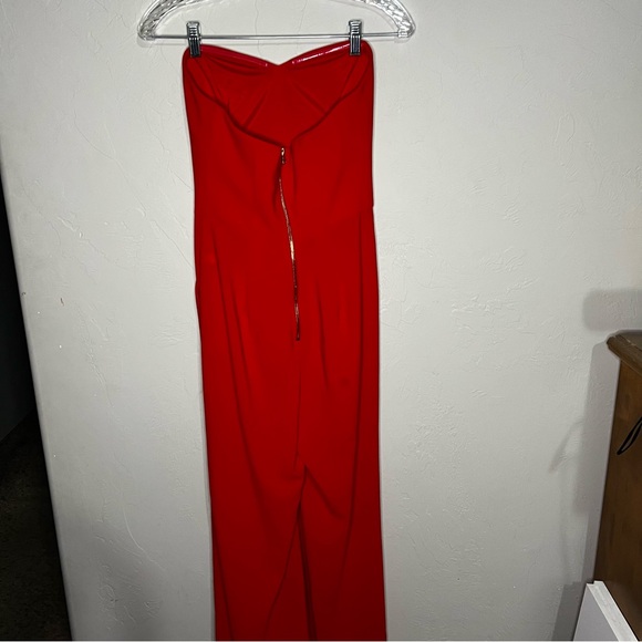 Bebe x Naven‎ Elegant Red Strapless Sweetheart Front Slits Jumpsuit - Picture 6 of 9